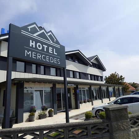 Hotel Mercedes Camargo Exteriör bild