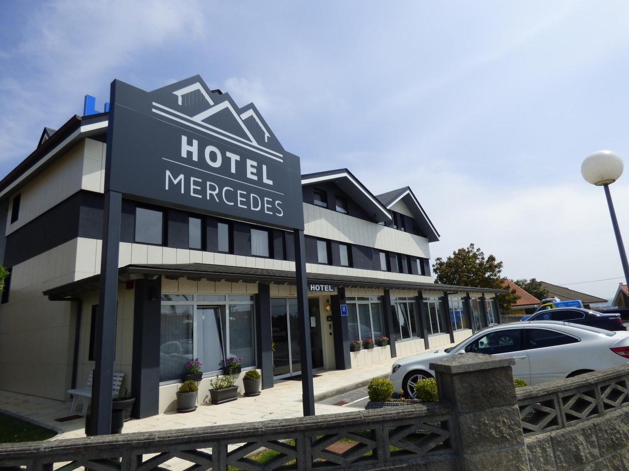 Hotel Mercedes Camargo Exteriör bild